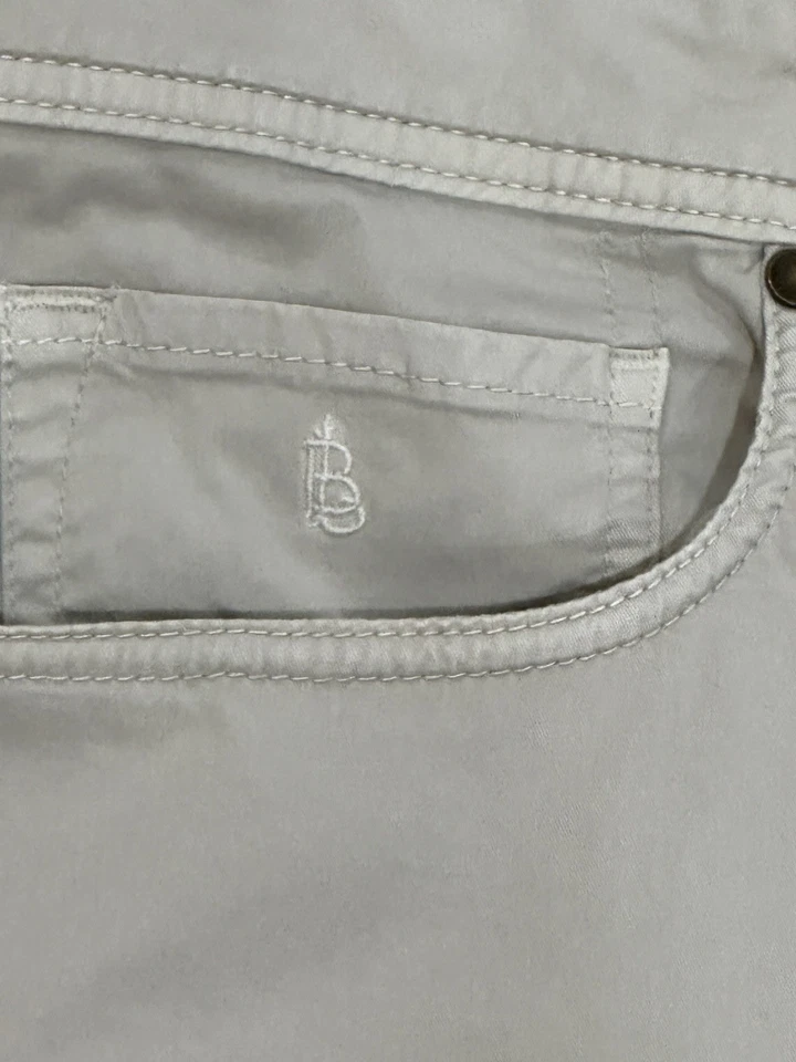 Pantalones informales Luciano Barbera 5 bolsillos corte jean talla 56 40 EE. UU. en algodón beige Foto 4 de 4