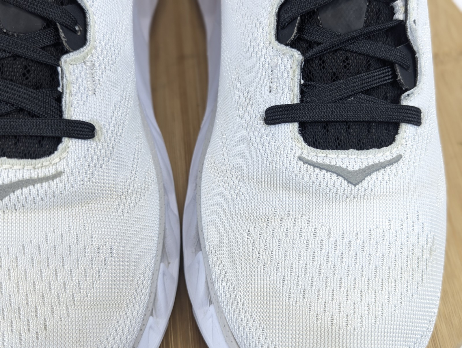 Hoka Elevon 2 White Running Shoes Womans 9 Athletic Sneakers Trainer  thumbnail 9