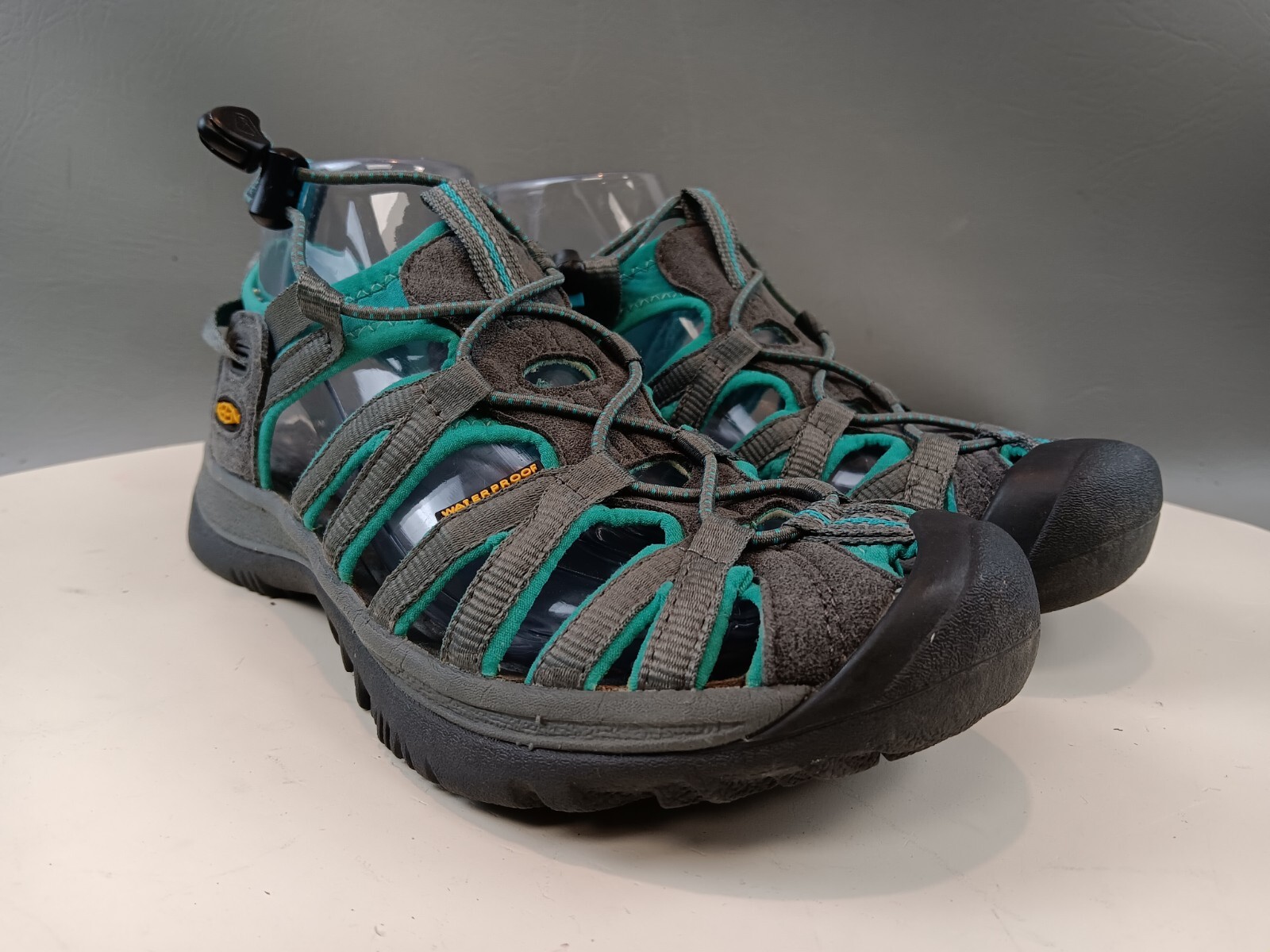 Scarpe Keen da donna taglia 8 sussurro ombra slip on scuro ceramica escursionismo all'aperto