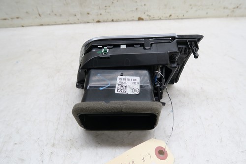 2015-2018 Porsche Macan 95B OEM Left Front Dash Air Vent Assembly - Picture 4 of 9