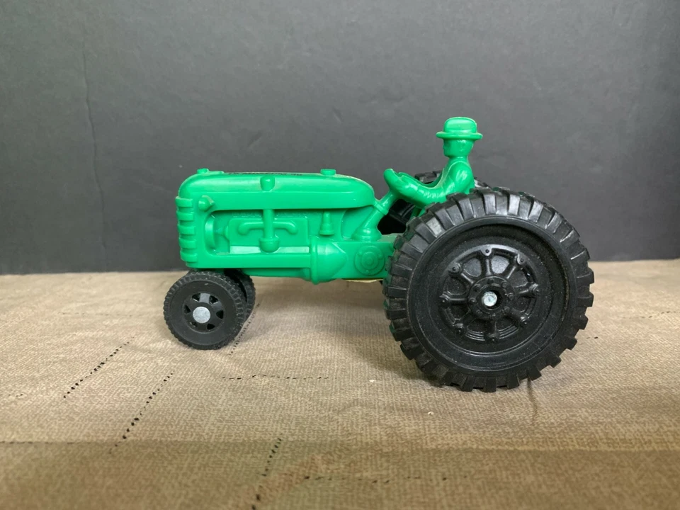 1996 Scale Models Museum Plastic Tractor - Image 3 of 4