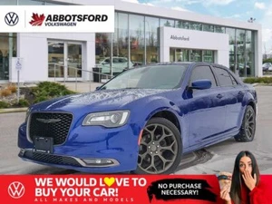 2019 Chrysler 300 300S | 3.6L V6 | Carplay | Backup Camera