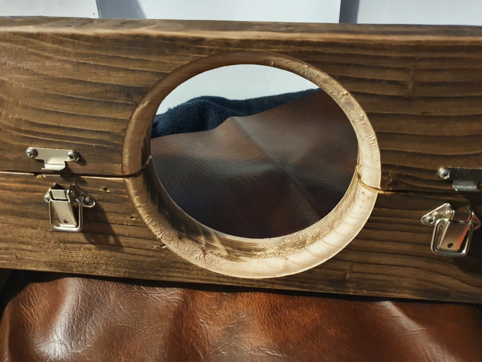 Picture 2 of 11