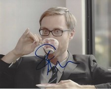STEPHEN MERCHANT SIGNED LIFE'S TOO SHORT 8x10 PHOTO w/COA THE OFFICE SERIES