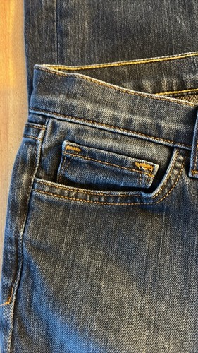 J BRAND Women's Blue Denim Boot Cut Jeans Style # 9502 Size 26 NWOTS - Picture 5 of 7