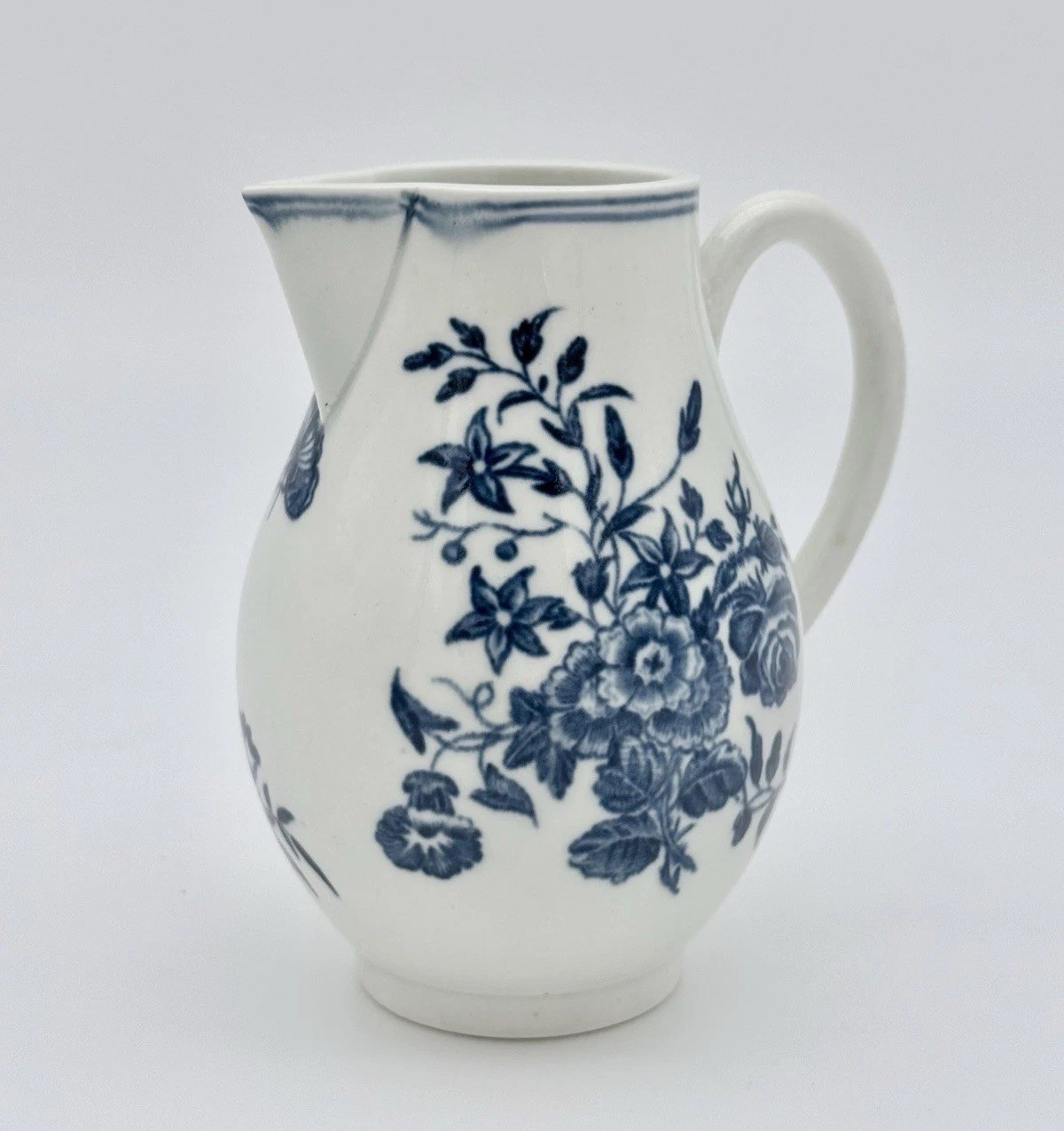 Jarra georgiana WORCESTER PORCELANA azul y blanco gorrión pico crema c1770