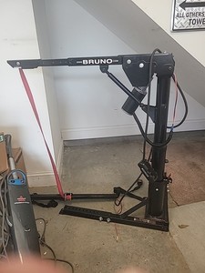 Bruno VSL-6900 Curb Sider Power Wheelchair Lift 400lb Capacity Crane Lift