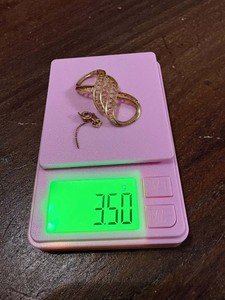   72 HOUR AUCTION 3.5g 14K Yellow Gold Precious Metal Scrap  AS-IS