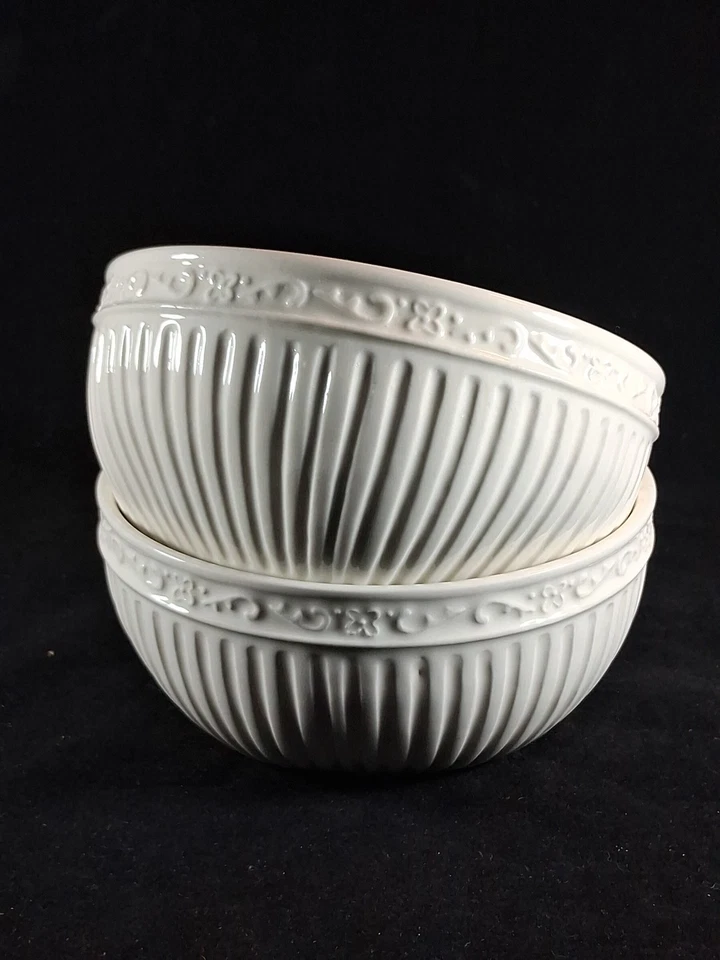 MIKASA ITALIAN COUNTRYSIDE STONEWARE 2 SOUP/CEREAL  BOWLS 6 1/4" DIAMETER. - Image 3 of 4