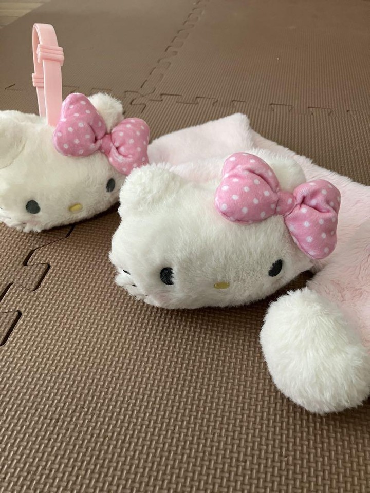 Sanrio Hello Kitty Earmuffs & Winter Scarf Fluffy Kids Girls Character