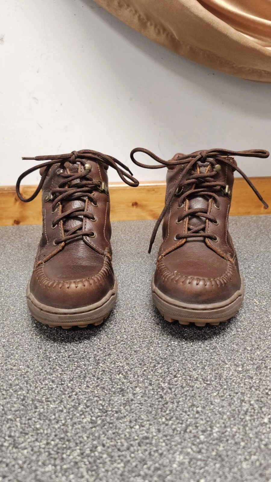 Nice 8M Pair Of Rocky Brown Hiking Boots