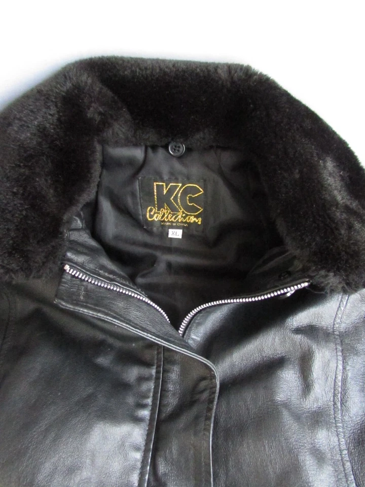 KC COLLECTIONS GIRLS XL BLACK LEATHER COAT W ROMOVABLE FUR COLLAR ZIPPER FRONT - Image 2 of 4