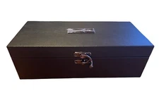 LORAC 20 YEAR ANNIVERSARY BOX EMPTY BOX ONLY (PLEASE SEE PICS)