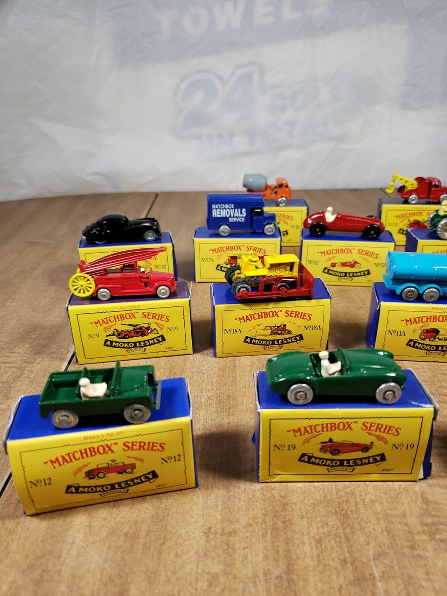 Lot De 13 Voitures Miniatures Anciennes Lesney Matchbox Siku – Années 60/70