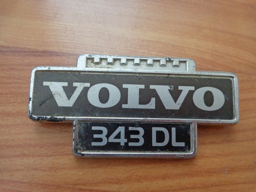 VINTAGE VOLVO 343DL METALL KAROSSERIE MOTORHAUBE KOFFERRAUM MASKOTTCHEN ABZEICHEN SCHRIFT