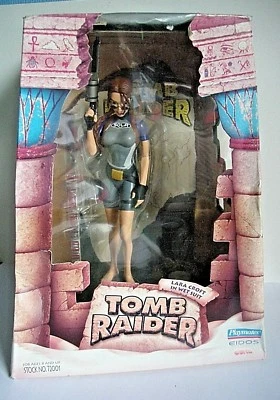 TOMB RAIDER - LARA CROFT IN WET SUIT - TENUE DE PLONGEE - PLAYMATES - Photo 1/3