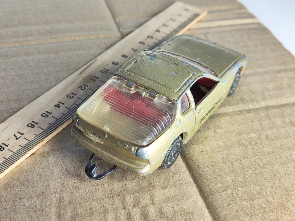 Vintage Retro Car Porshe 924, Corgi, England, Small Model Car  - Image 3 of 4