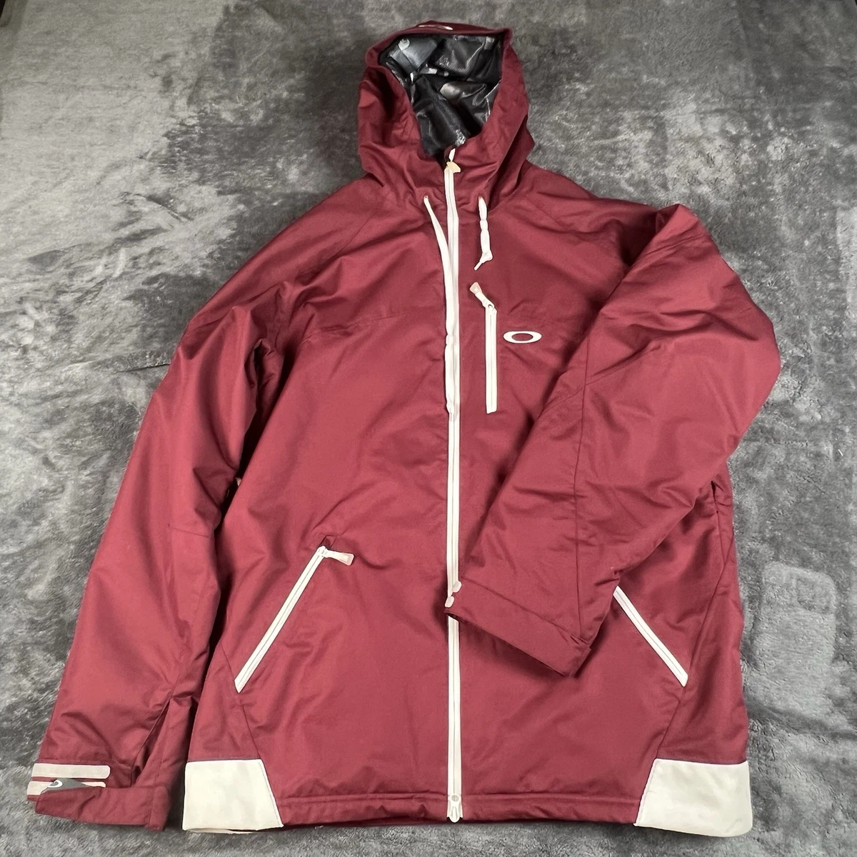 Preços baixos em Oakley Tamanho 2XL roupas para Esportes de