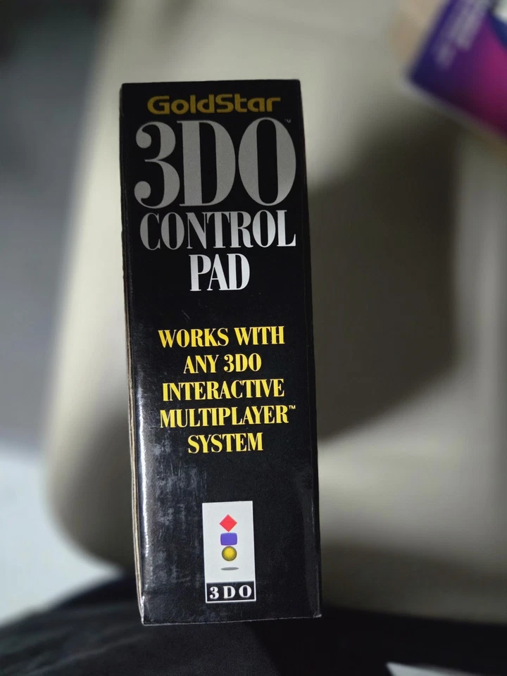 3DO Goldstar Control Pad Controller Official. CIB Ex Cond with Manual - Image 4 of 4