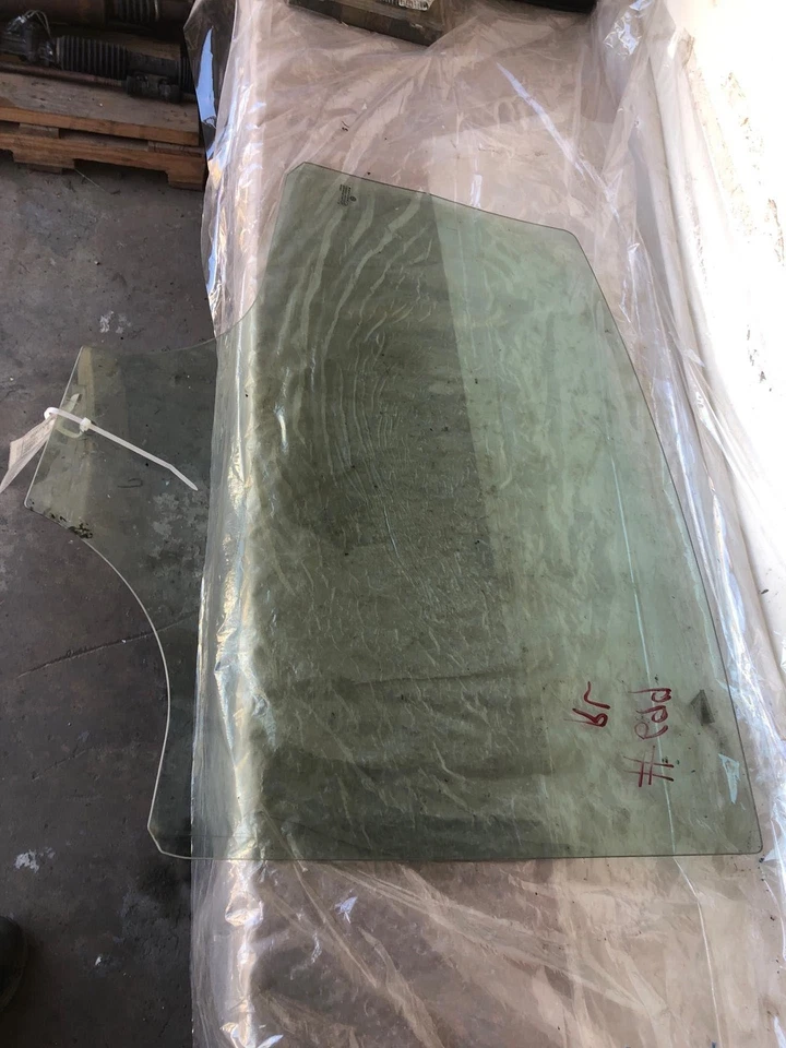 1998 - 2005 VOLKSWAGEN PASSAT задняя дверь стекло окна водителя левая сторона LH седан - Изображение 4 из 4