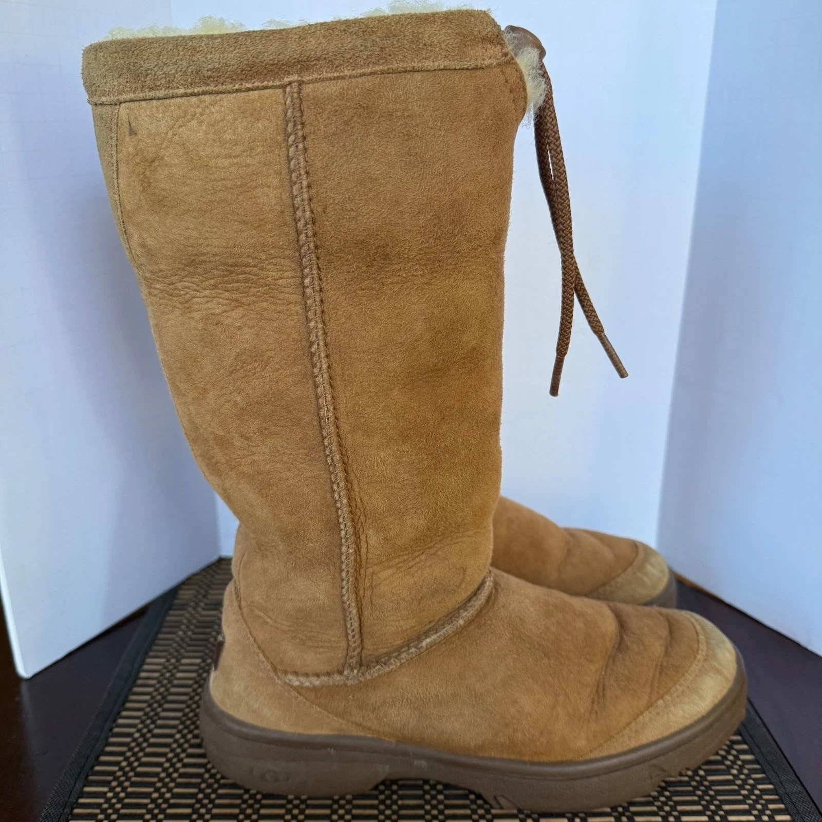 UGG Australia Tall Sheepskin Boots Chestnut Tan Leather F8005H Womens 6