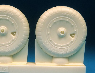 Barracuda BR-R32358 1/32 Fw190A-6 ~ A-9, F/D Main Wheels (Ribbed Tread)