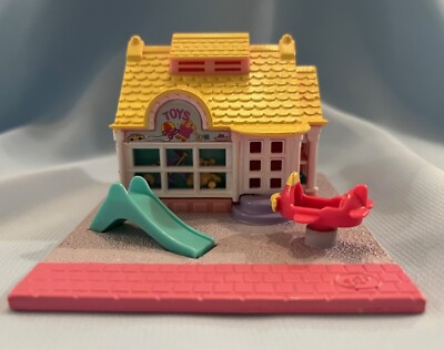 1993 Polly Pocket-Toy Shop-Complete-Excellent shape- Rare 3d window toy display