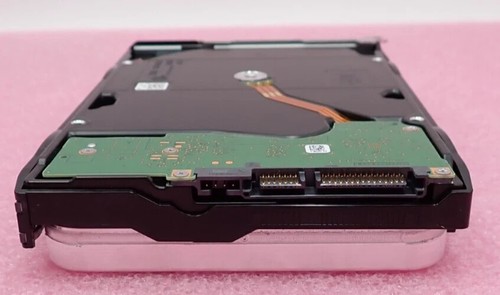NEW Dell 20TB 7.2K SATA 6G 512e 3.5" Hard Drive HDD WDVF4 + PowerEdge XE Caddy - Picture 5 of 7