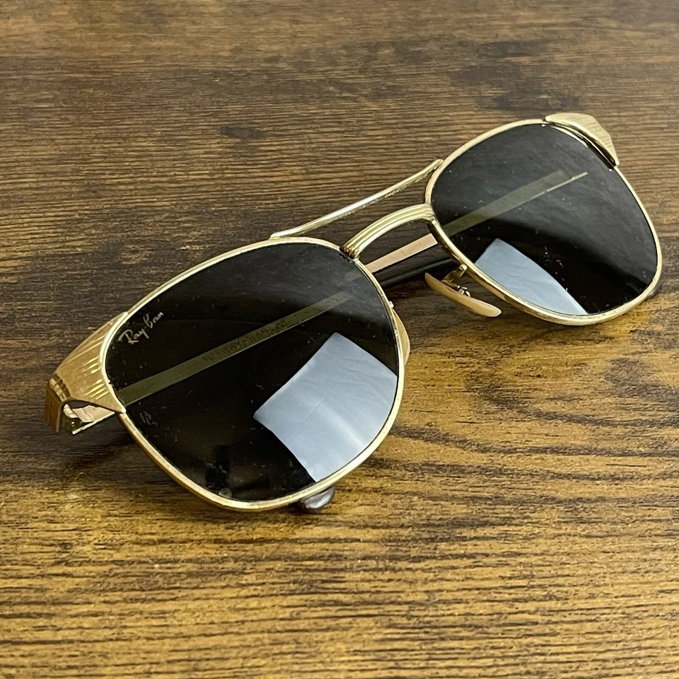 Gafas de sol Ray-Ban B&L de colección con sello dorado EE. UU. Bausch & Lomb lentes negras para hombre OG Foto 4 de 4