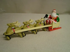 Lionel 4097-01 Santa Sleigh Reindeer Load Fits On Many Flatcars & 6-85412 Pylon!