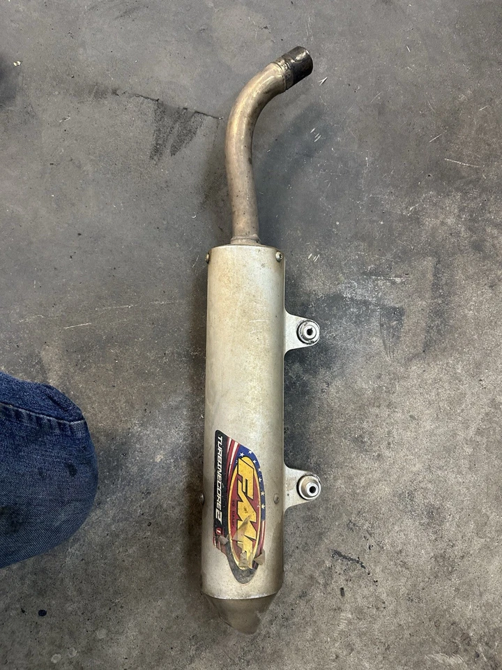 Silenciador antichispas FMF TurbineCore 2 KTM 200 250 300 SX XC W EXC MXC 025027 Foto 2 de 3