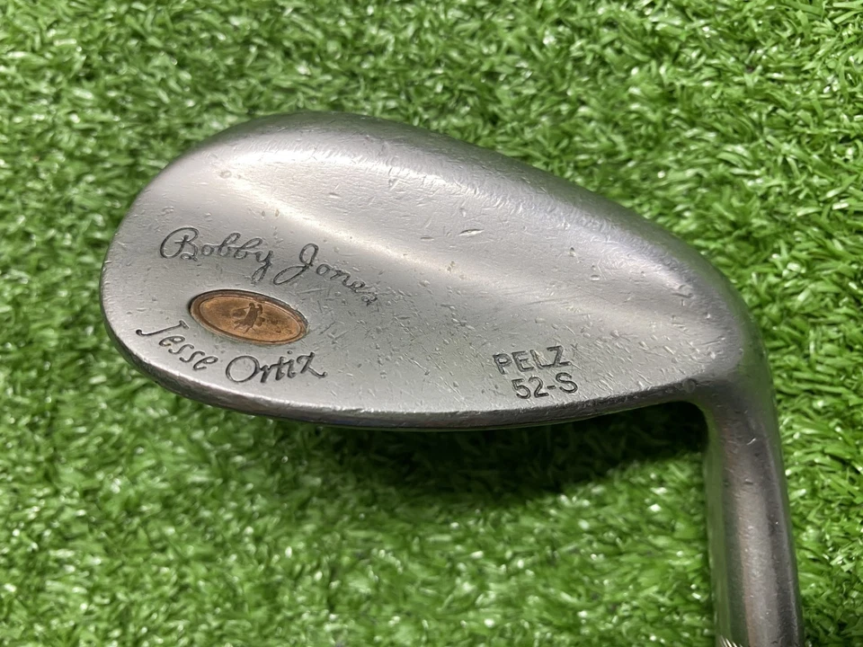 Bobby Jones Gap Wedge 52*/derecha/acero rígido ~35,75"/agarre nuevo/jl7507 Foto 2 de 4