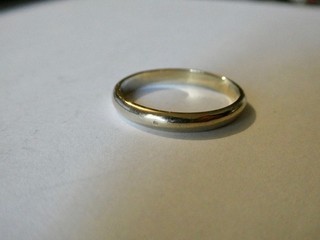 ALLIANCE OR BLANC 18 K 4 Grs POINÇON