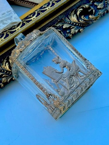 French Antique Candy Box with fabulous bronze decor - Picture 6 of 9