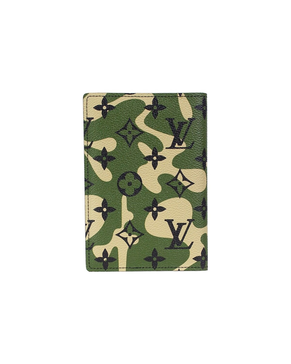 Louis Vuitton 2009 Murakami Monogramouflage Passport Holder - Ākaibu Store