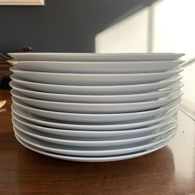 Round 10.5'' Solid White Catering Pack Coupe Dinner Plates Porcelain EUC 12pc SET