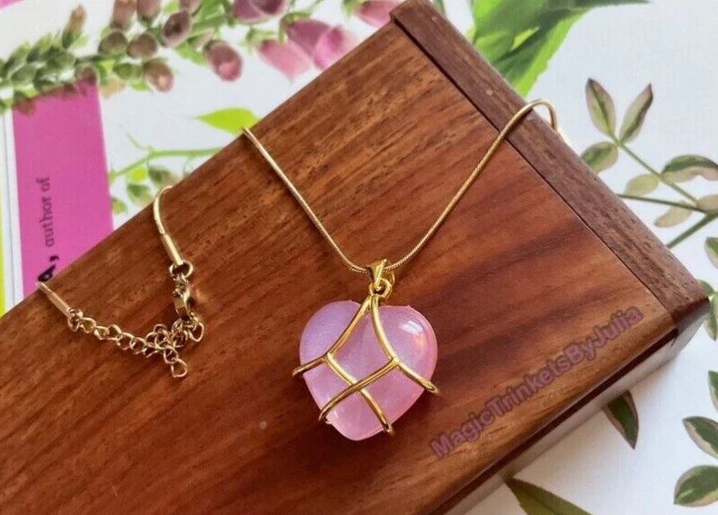 Barbie and the diamond castle heart necklace deals
