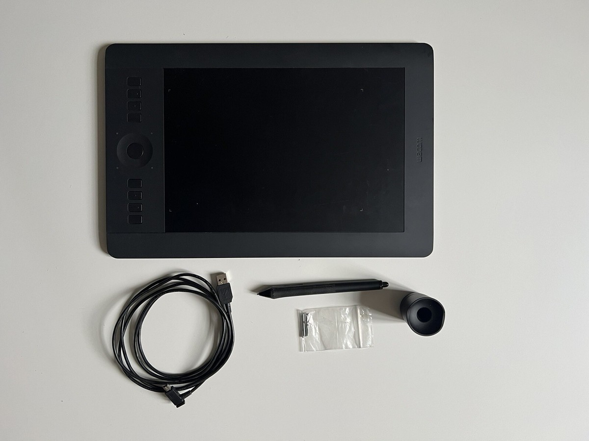 ◆SALE◆【Wacom】ペンタブ intuos Pro PTH-651 Wacom PTH651 Intuos Pro Professional Pen & Touch Tablet PTH651SE