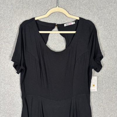 grey funeral dress Funeral outfits for women over 50 including black, grey & navy