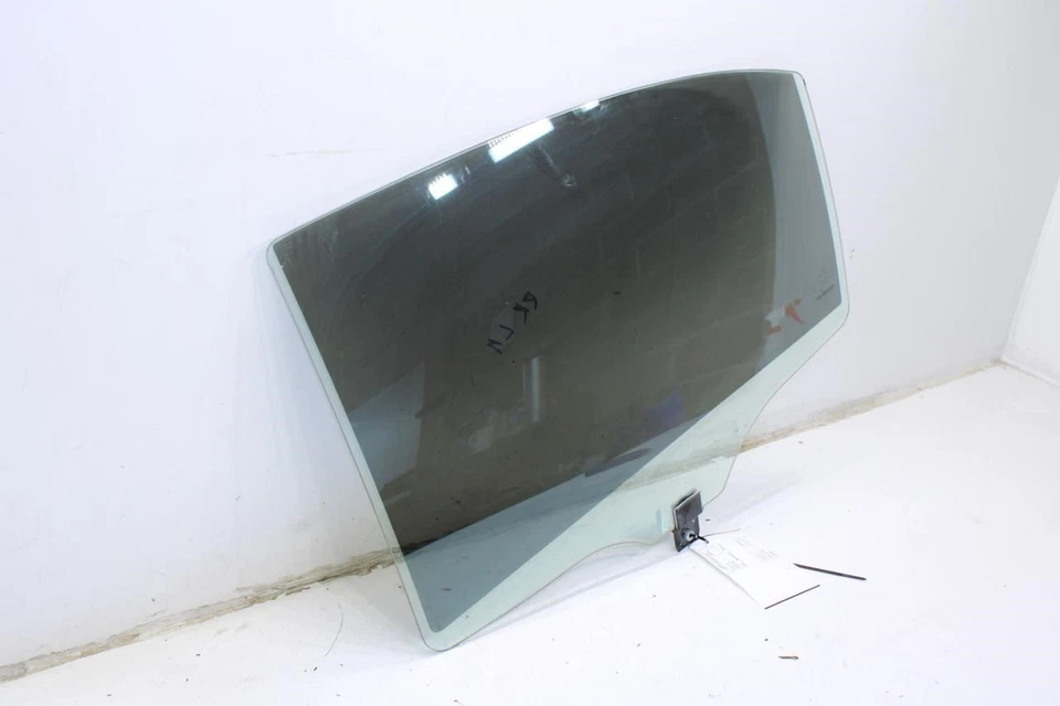 2007-2013 Mercedes-Benz S550 Rear Left Side Door Window Glass 221-730-17-18 OEM - Image 3 of 4