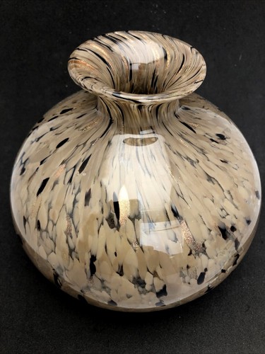 Large Studio Art Glass 7.5"Bulbous Jar with Lid Murano Style Gold Black Spatter - Picture 5 of 9