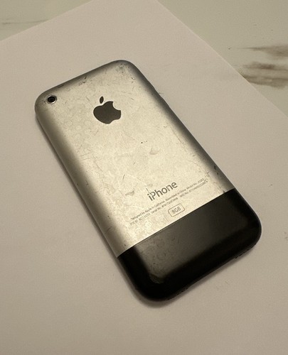 Apple iPhone 1st Generation - 8GB - Black (AT&T) A1203 (GSM) C91 - Picture 14 of 16
