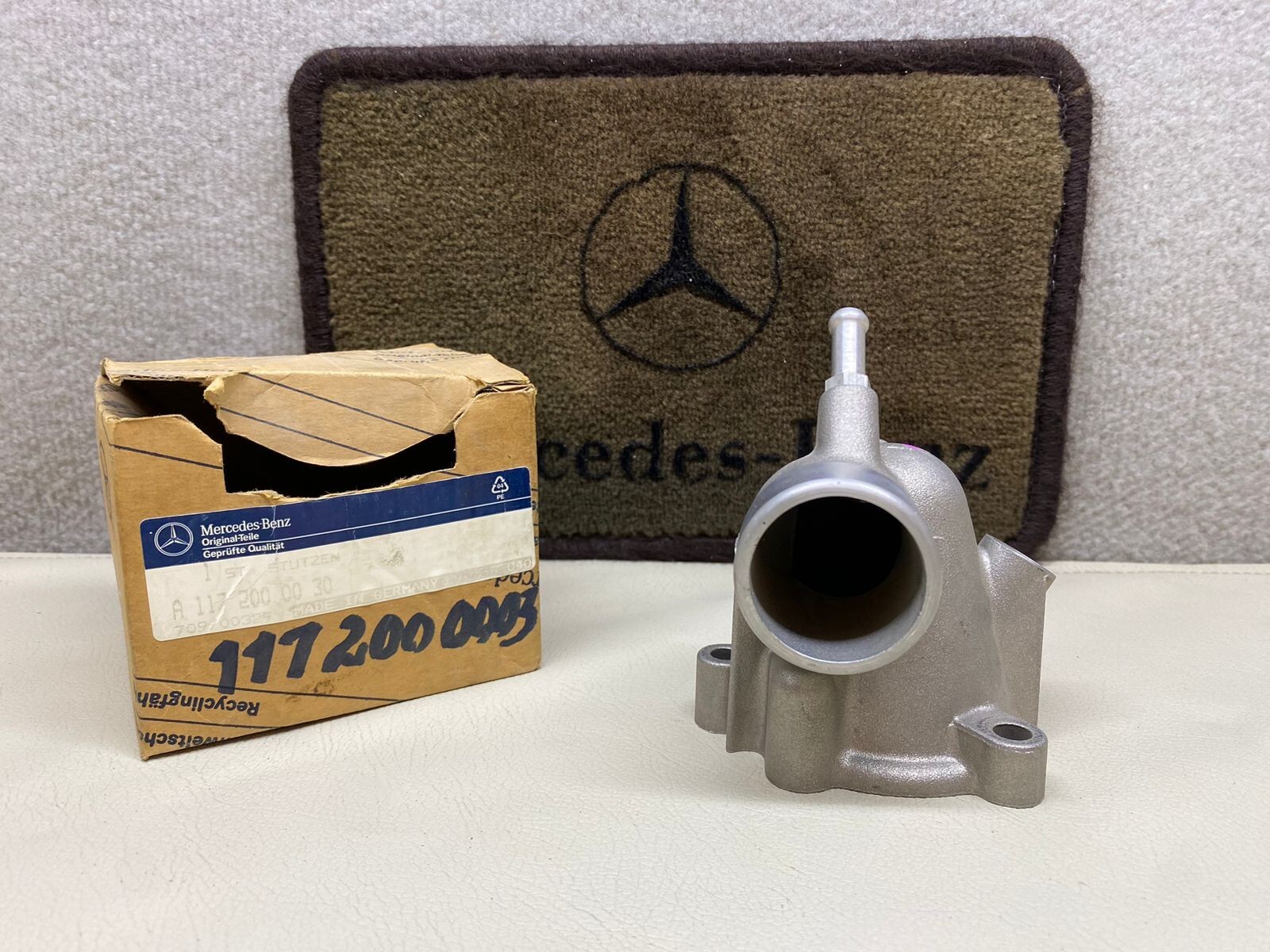 Mercedes Benz Engine Coolant Thermostat Housing A1172000030 New 