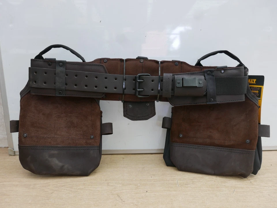 DeWALT DWST50113-1 PREMIUM NUBUCK TOP GRAIN LEATHER TOOL RIG APRON - Image 2 of 4