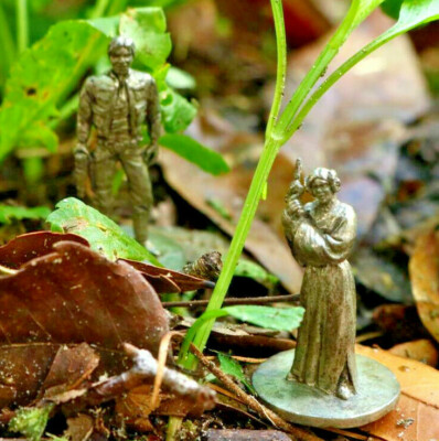 Han Leia Figures Pewter VERY Small Cute STAR WARS action pose tiny NB