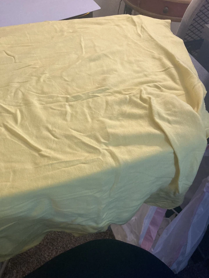 Odd Cut Piece Of Pale Yellow Knit Fabric From An Estate Sale, About 3/4 Yard - Image 3 of 3