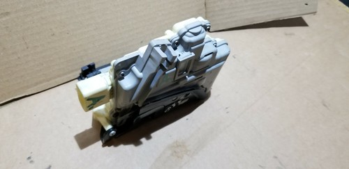 VW PASSAT B6 B7 FRONT RIGHT DOOR LOCK MECHANISM DRIVER SIDE OSF 3C2837016A 11 - Picture 9 of 12