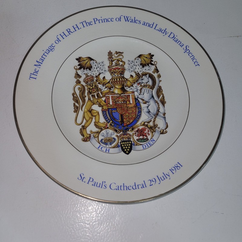 Pride of Britain Royal Marriage Souvenir Plate Charles And Diana