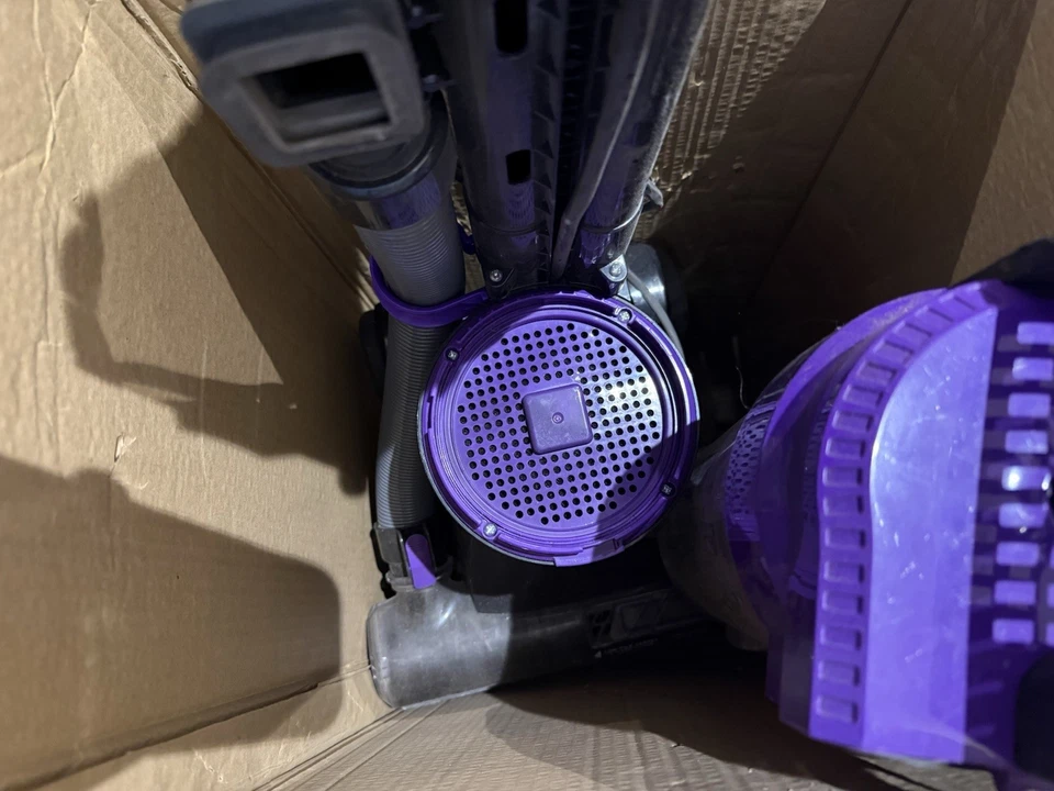 VAX Mach Air UCA1GEV1 Upright Bagless Vacuum Cleaner - Grey/Purple - Image 4 of 4