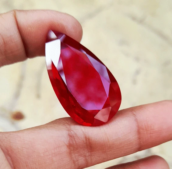 32x18mm. 47.5cts. PEAR CORUNDUM BLOOD RED RUBY LOOSE GEMs EXCELLENT CUT AAA+ - Image 3 of 4